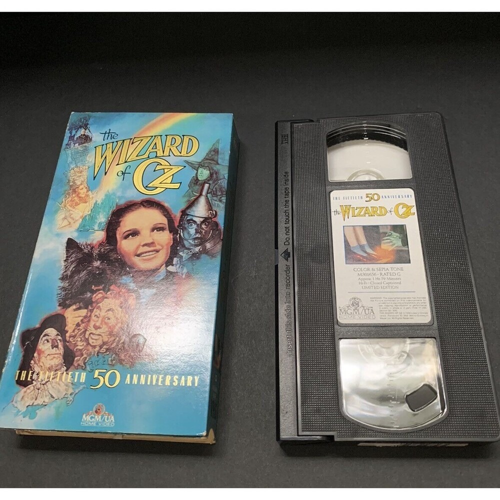 MGM The Wizard of Oz Book & VHS Set‎ Unisex OS Blue 50th Anniversary Collector - Picture 6 of 10
